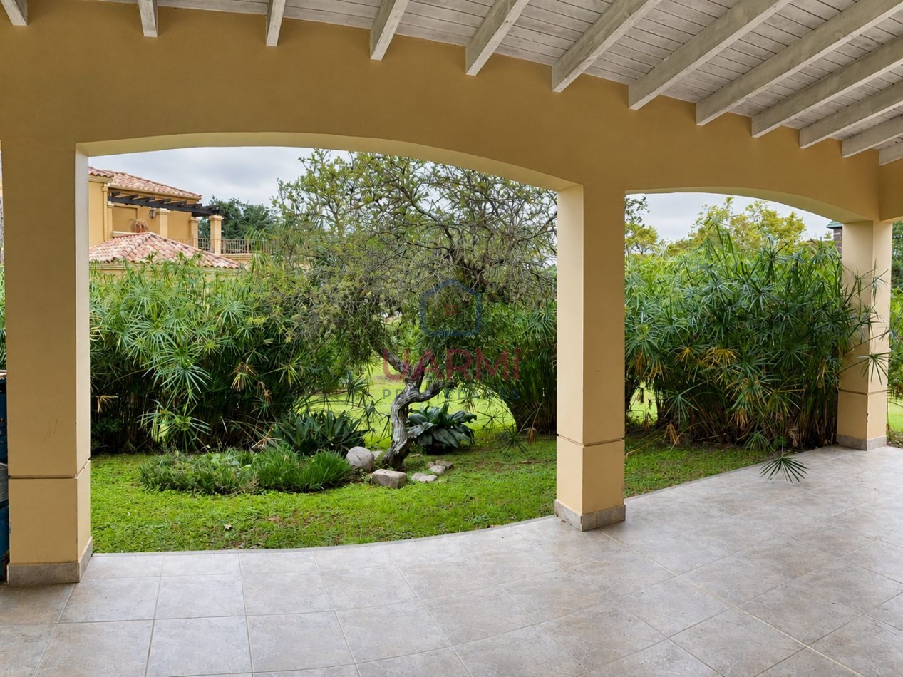 Casa en Alquiler en El Tipal, Club de Campo