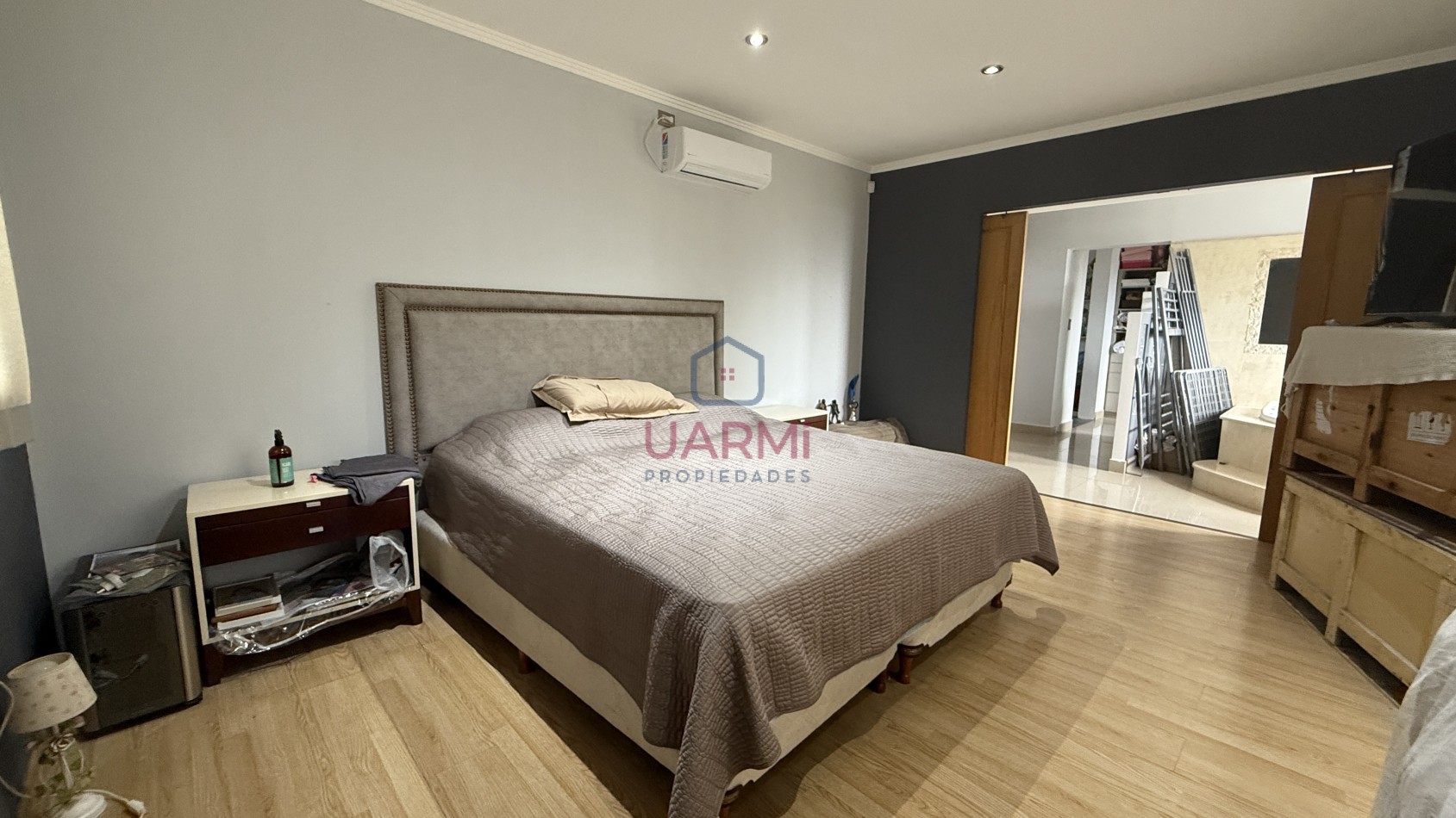 Casa en la Almudena - Ideal Hostal/Posada