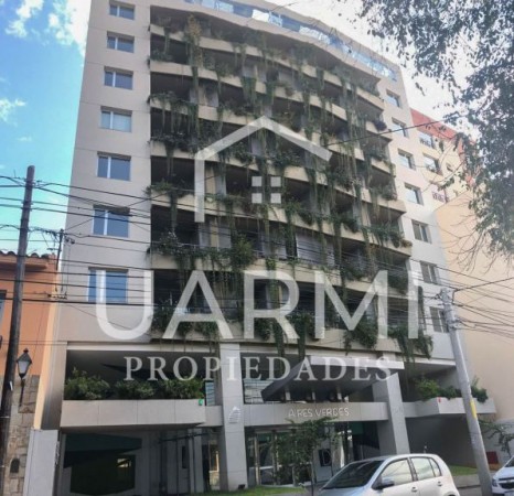 UARMI propiedades vende departamento en el macro centro de Salta Capital.