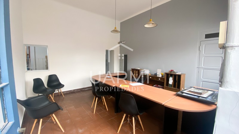 Local Comercial en alquiler en Av. Belgrano