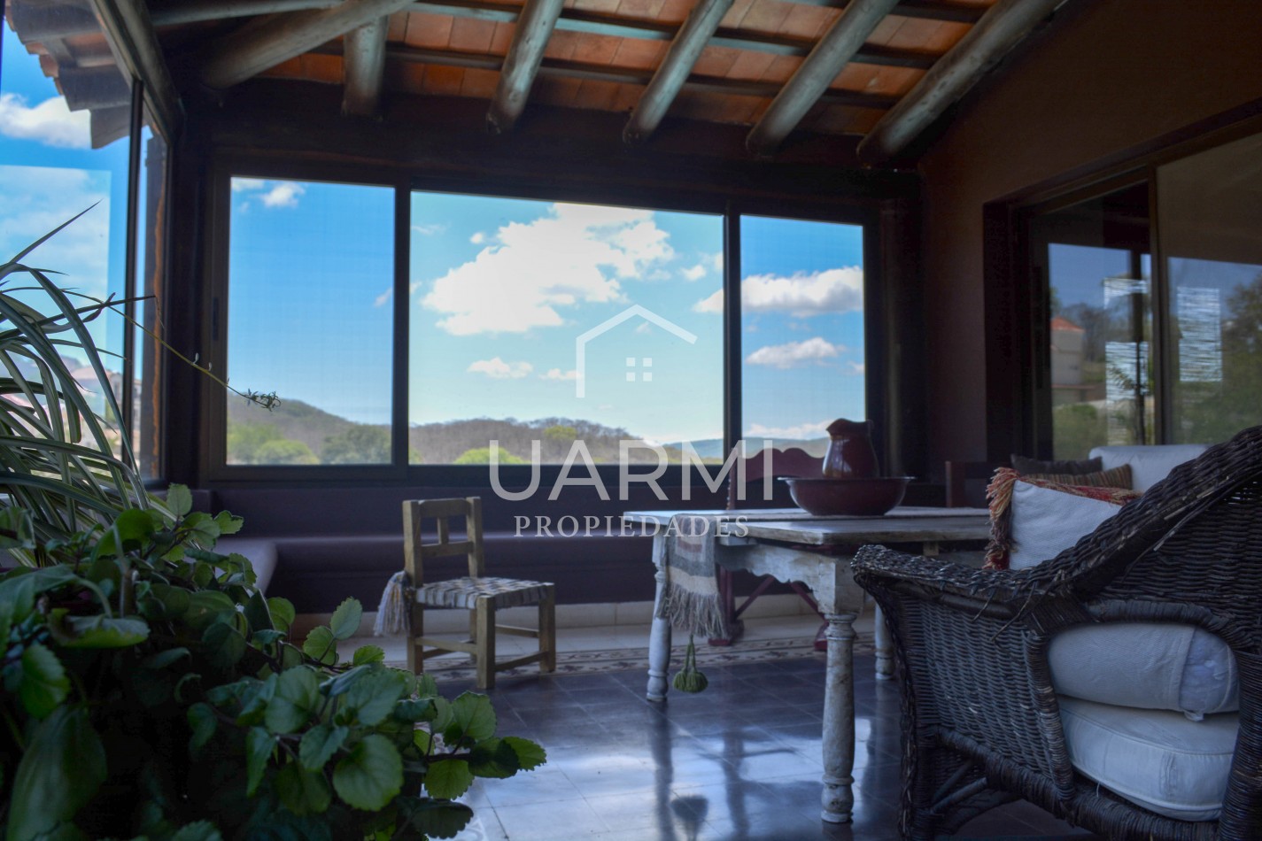 Casa en venta en La Lucinda Barrio Privado