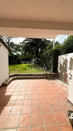 Casa en Alquiler en San Lorenzo