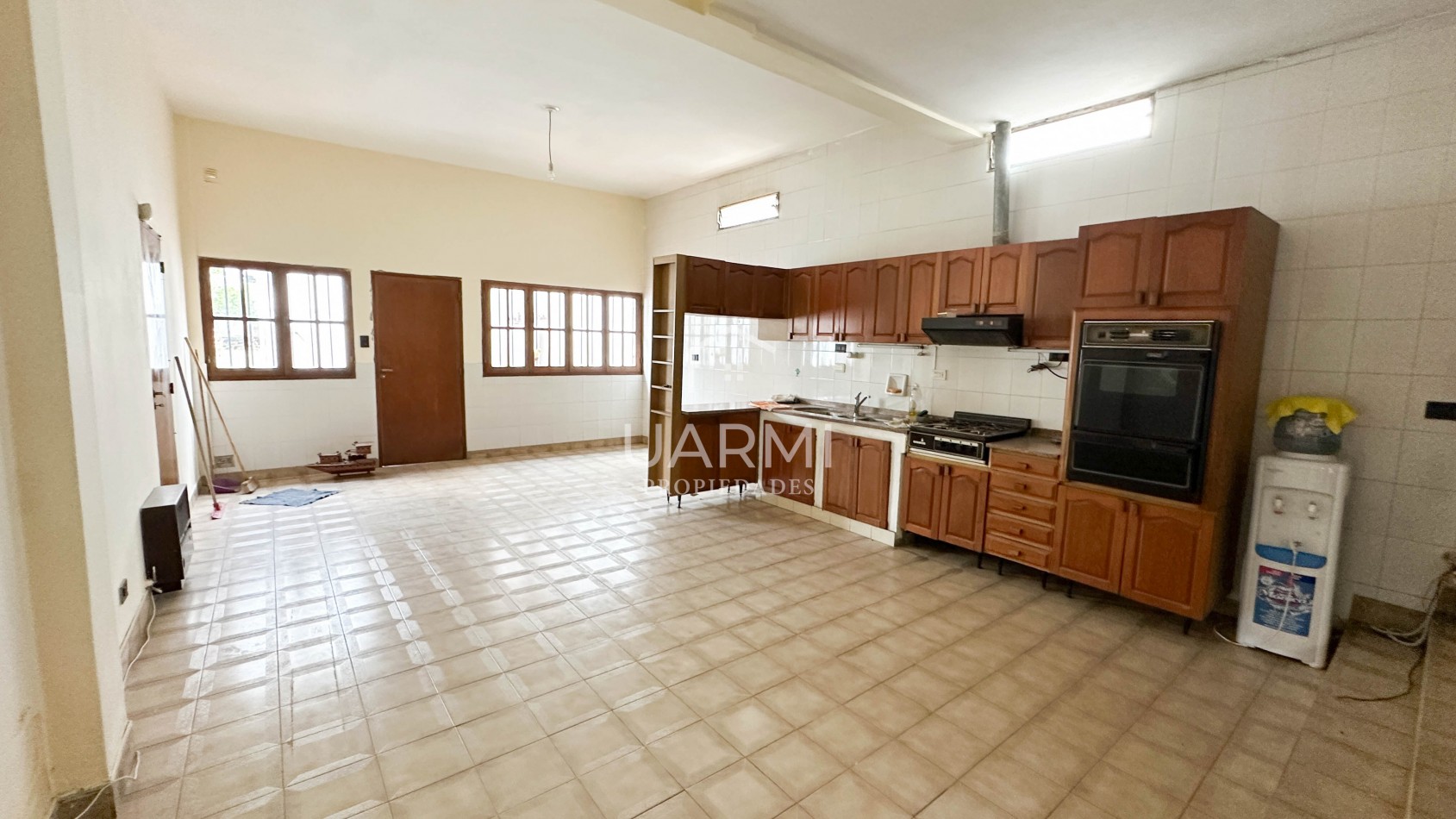 CASA EN VENTA EN TRES CERRITOS