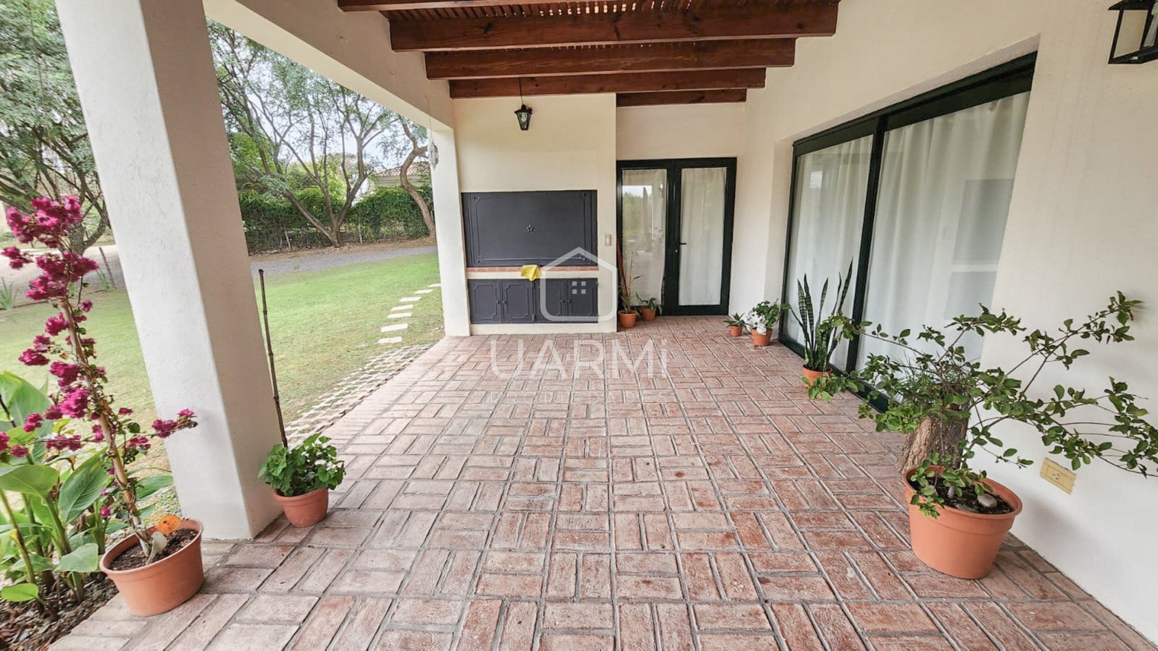 CASA EN ALQUILER EN EL TIPAL