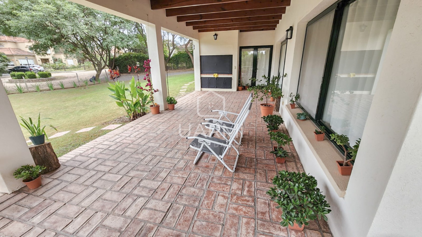 CASA EN ALQUILER EN EL TIPAL