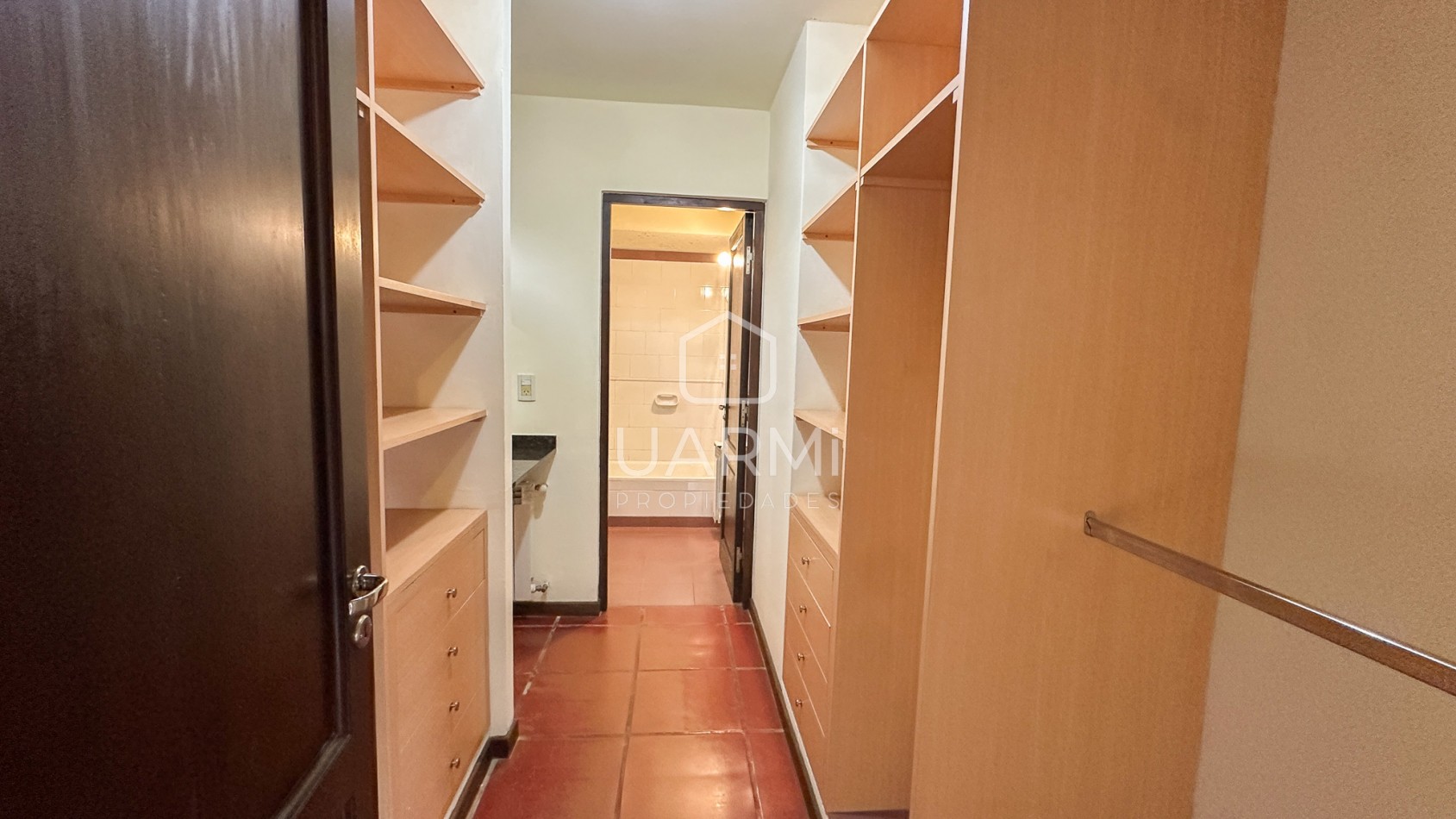 CASA EN ALQUILER EN EL TIPAL