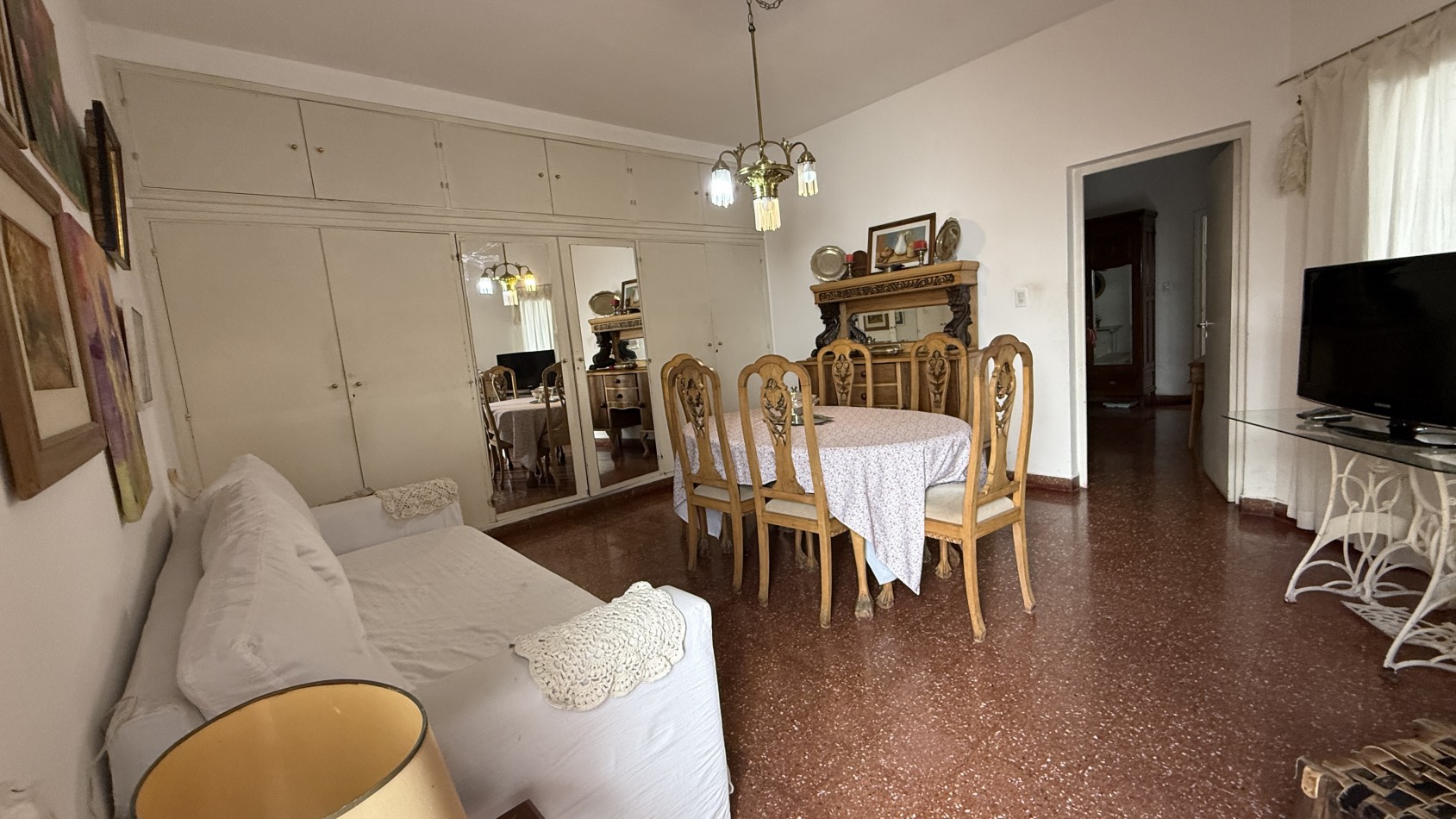 CASA EN ALQUILER  PASEO GUEMES