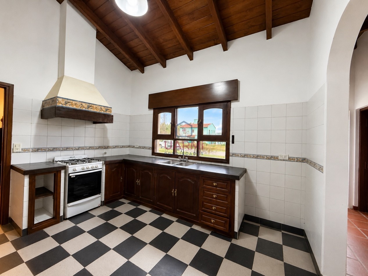 CASA EN ALQUILER EN EL TIPAL