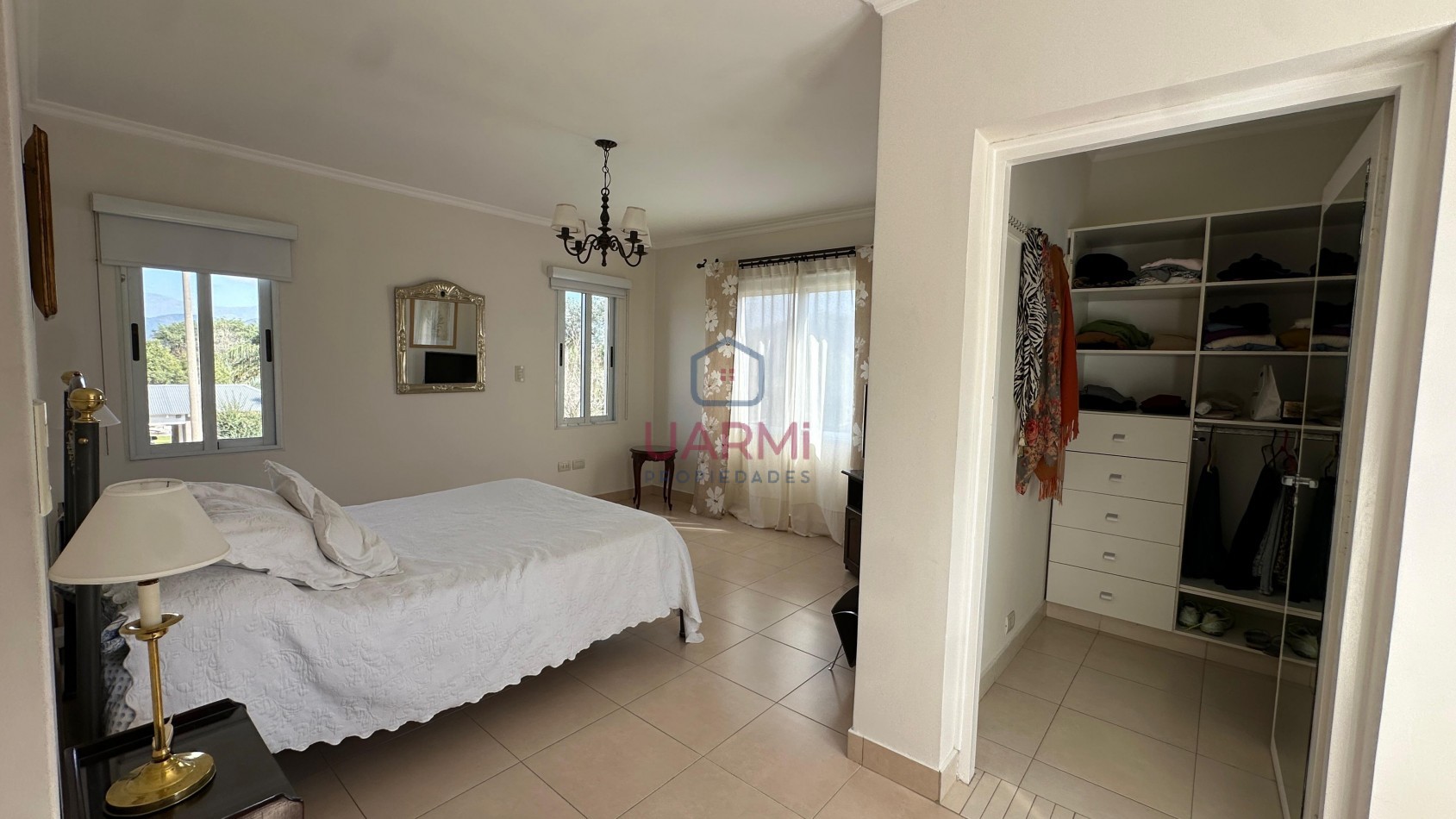 Excelente casa en alquiler en El Tipal