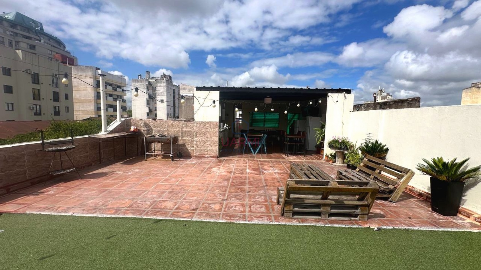HOSTEL EN VENTA -OPORTUNIDAD