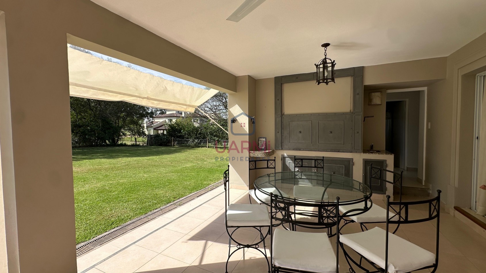 Excelente casa en alquiler en El Tipal