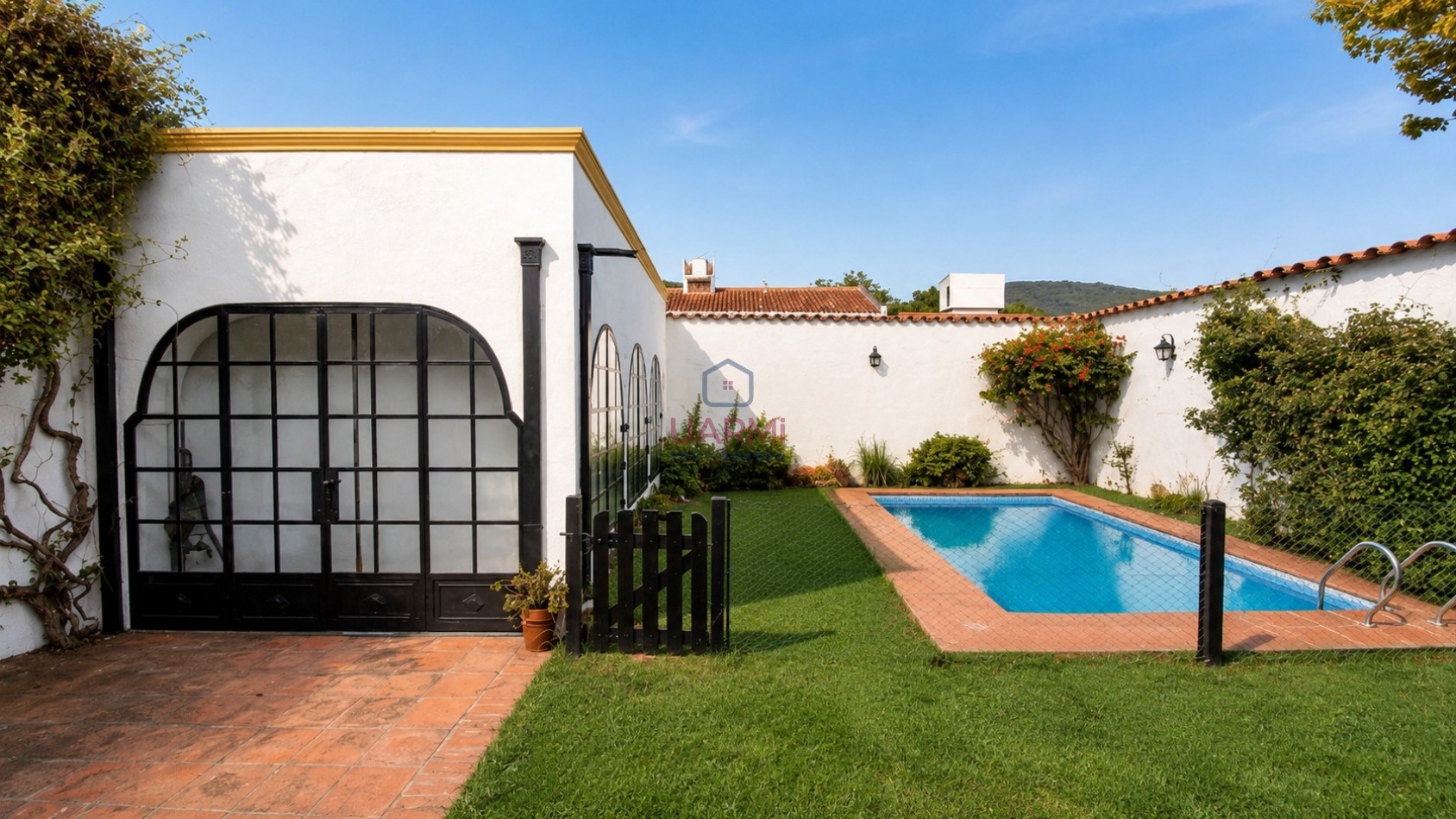 Casa con quincho y pileta en Venta en Tres Cerritos