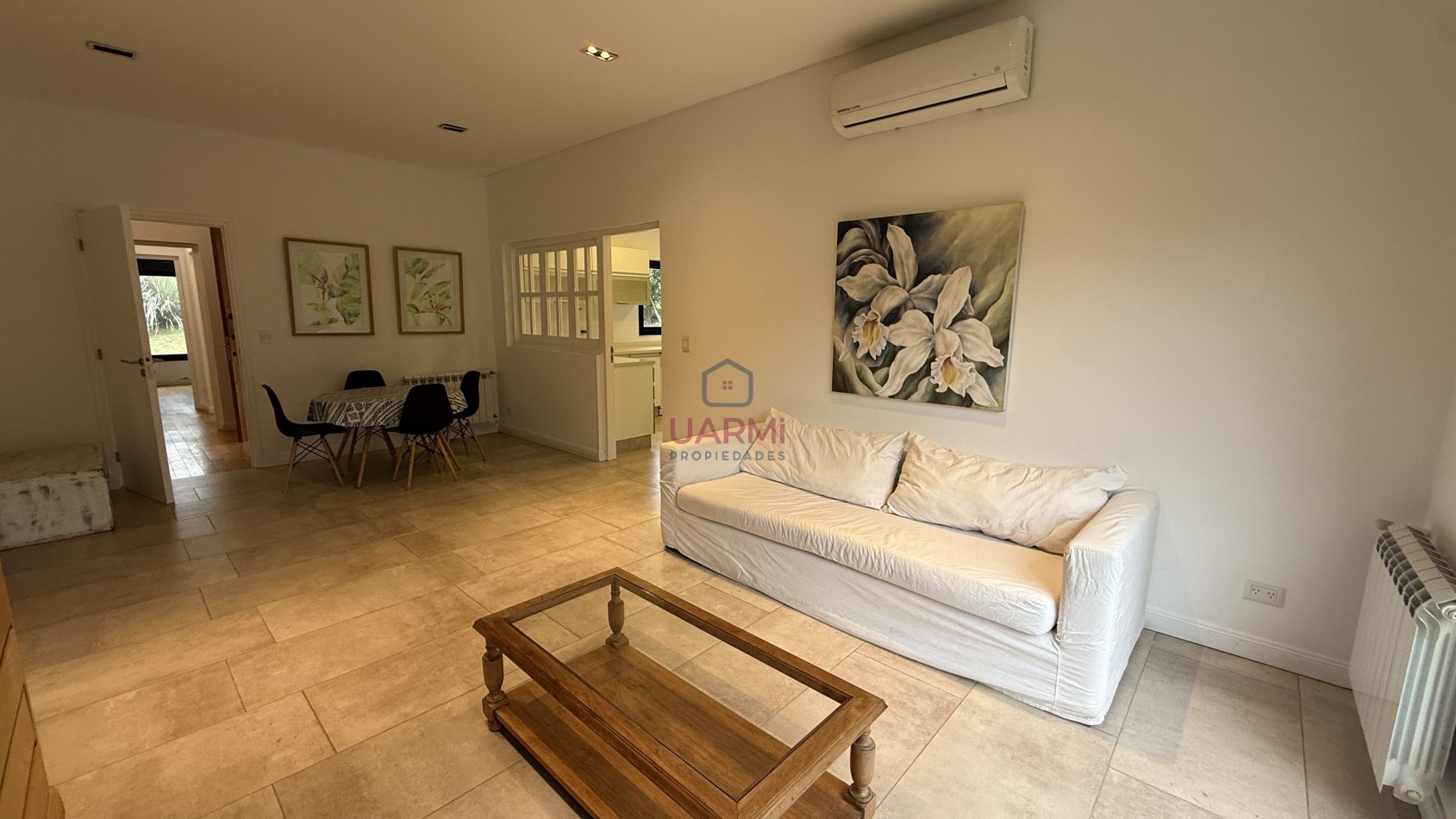CASA EN VENTA EN EL TIPAL