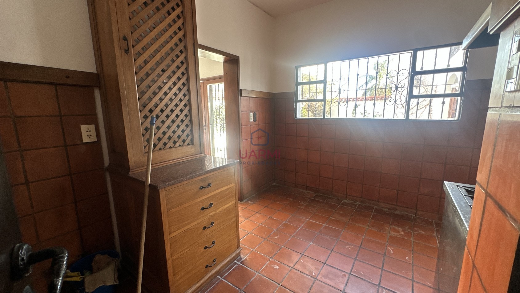 CASA EN ALQUILER ZONA MONUMENTO A GUEMES