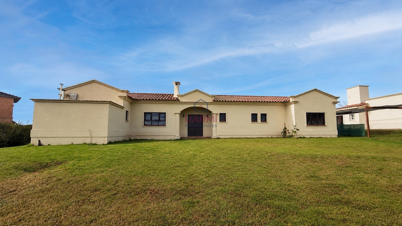 CASA EN ALQUILER EN EL TIPAL