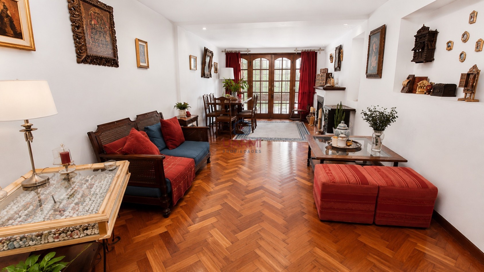 Casa con quincho y pileta en Venta en Tres Cerritos