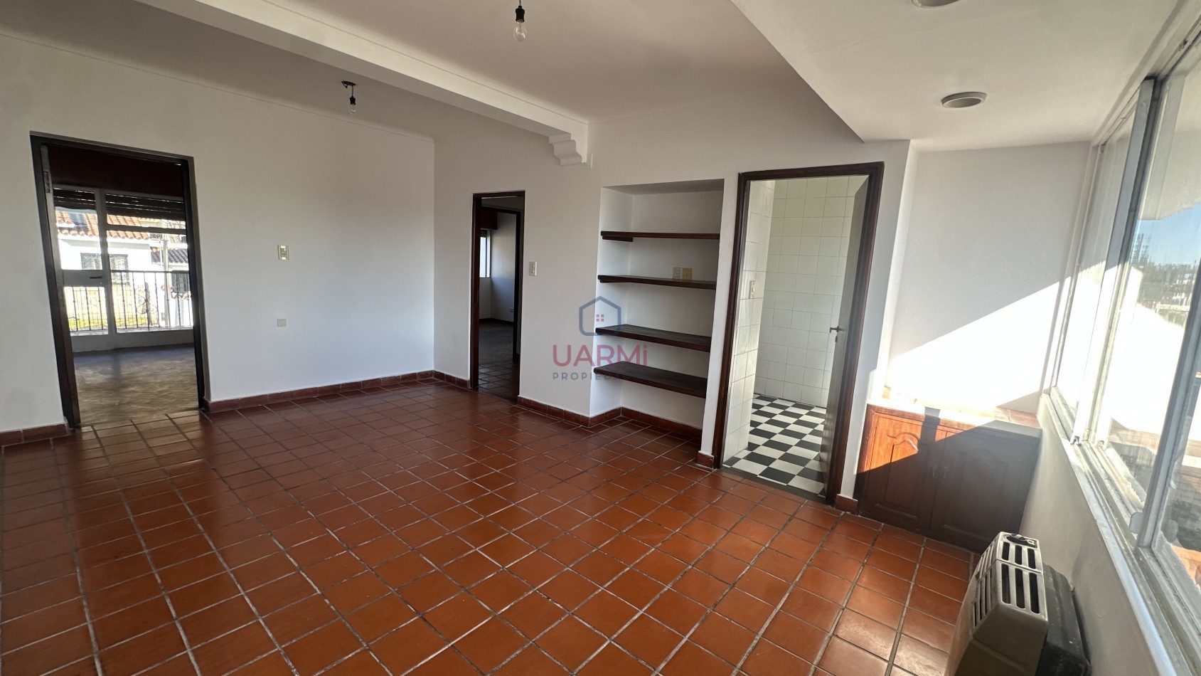 CASA EN ALQUILER ZONA MONUMENTO A GUEMES