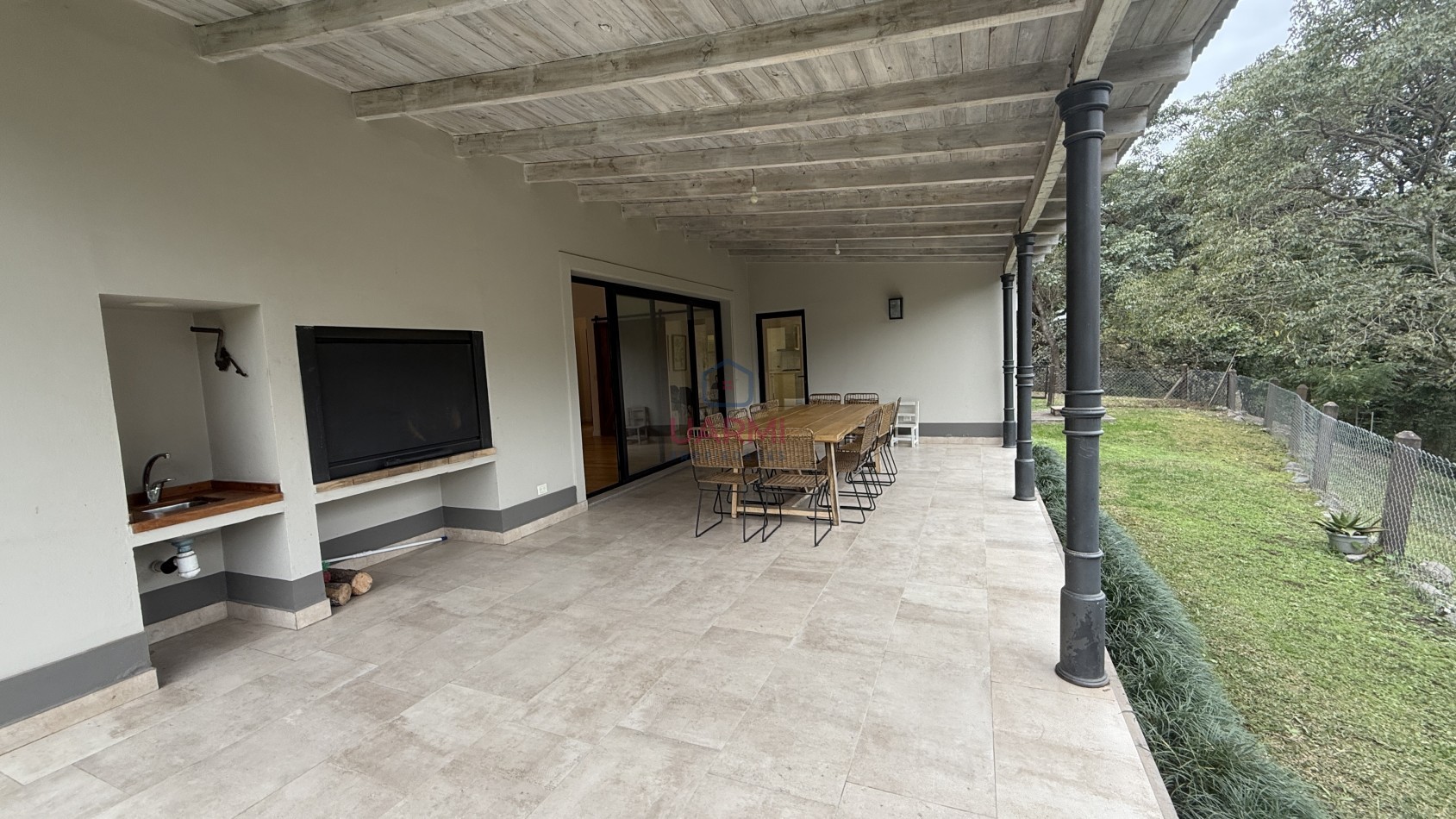 CASA EN VENTA EN EL TIPAL