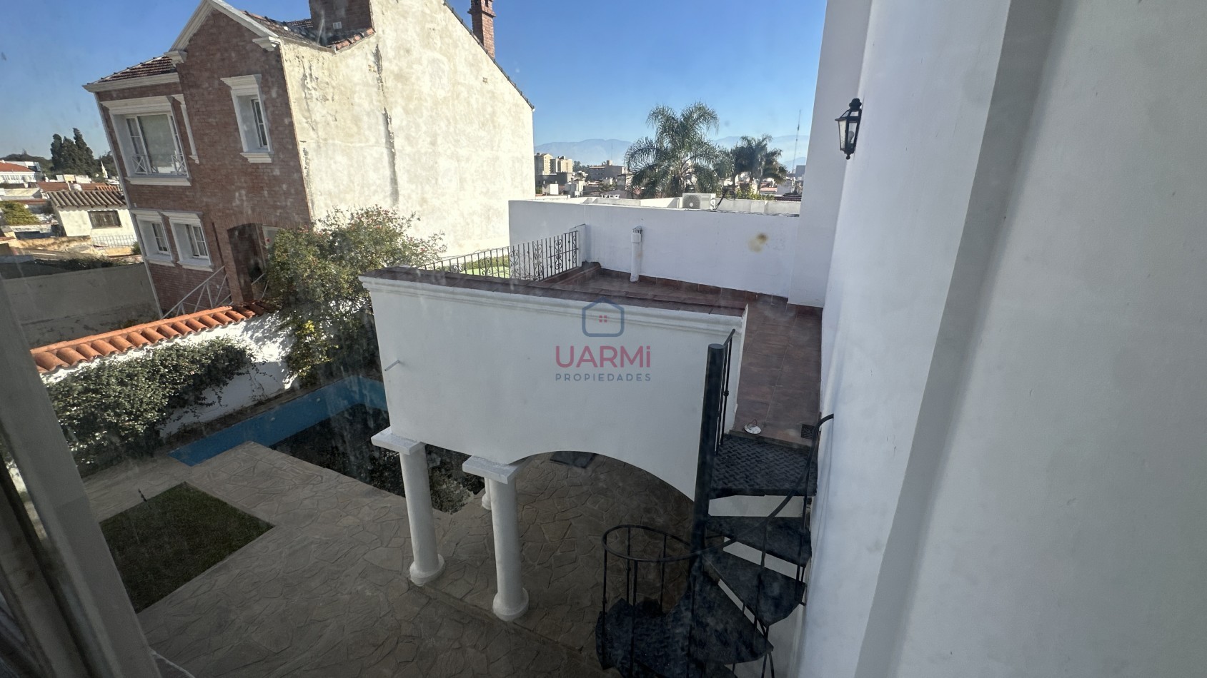 CASA EN ALQUILER ZONA MONUMENTO A GUEMES
