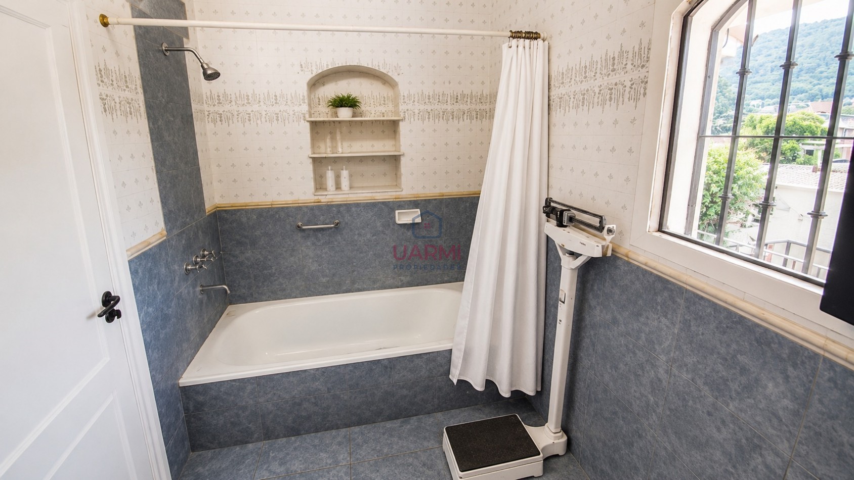 Casa con quincho y pileta en Venta en Tres Cerritos