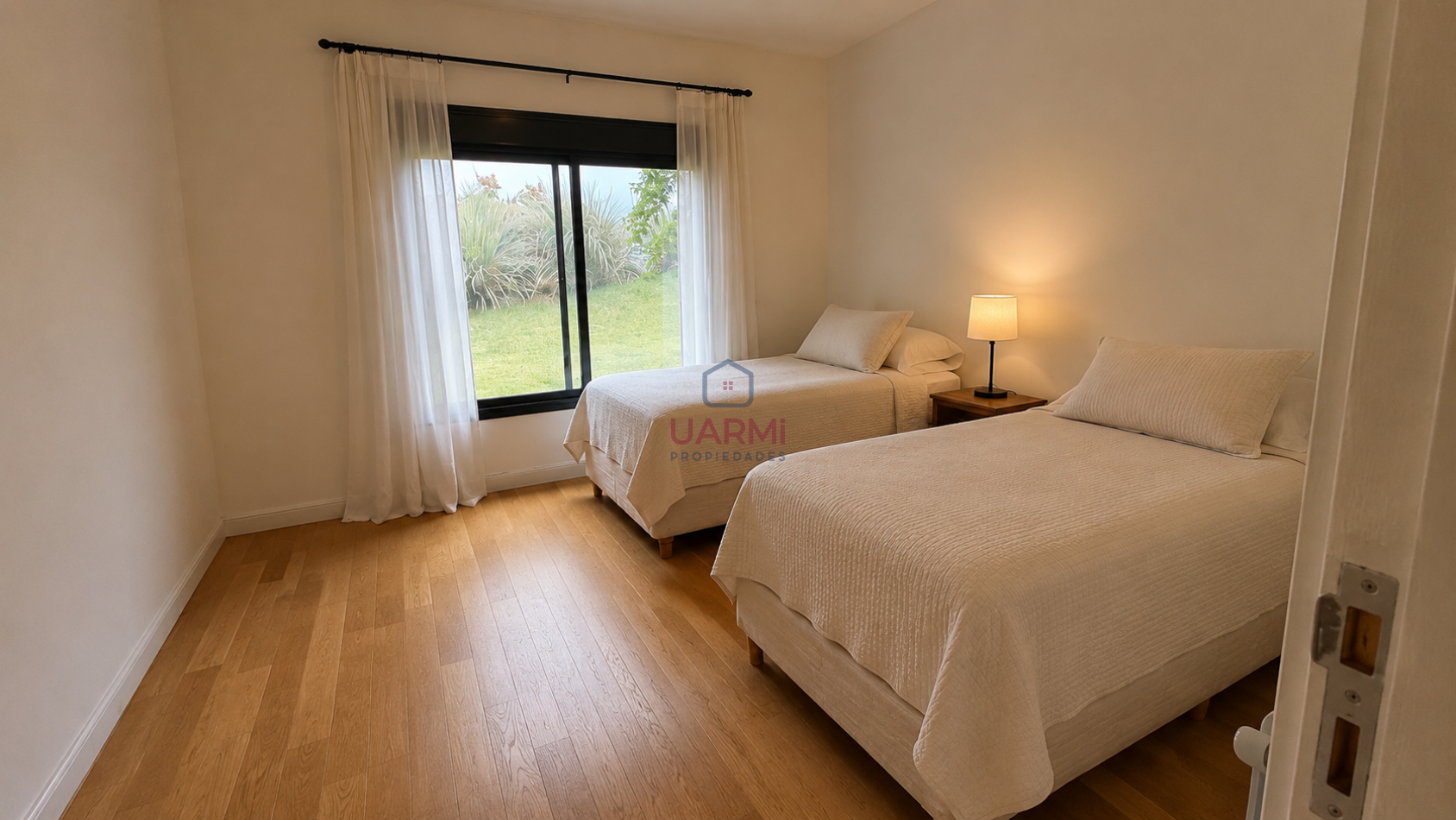 CASA EN VENTA EN EL TIPAL
