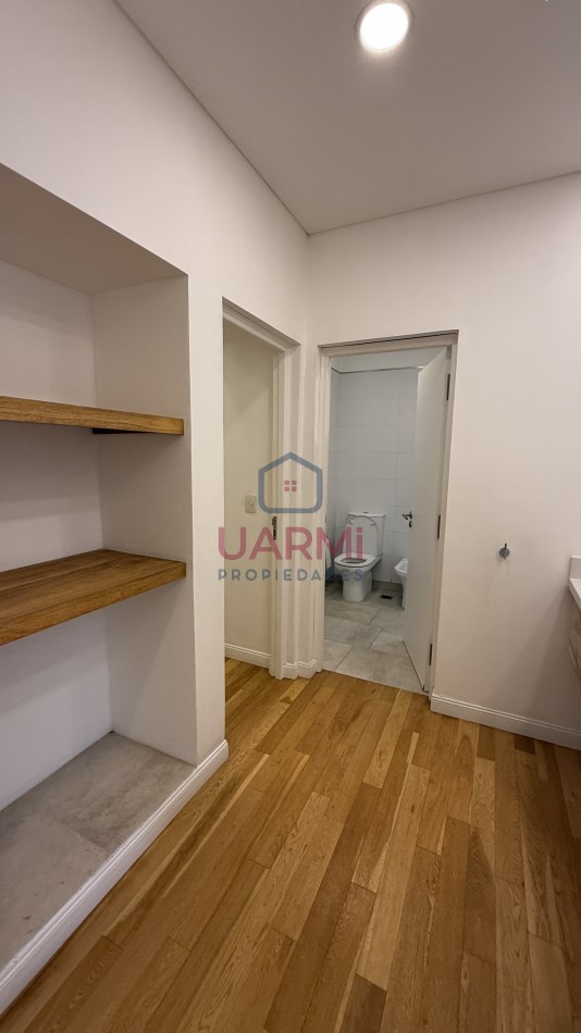 CASA EN VENTA EN EL TIPAL