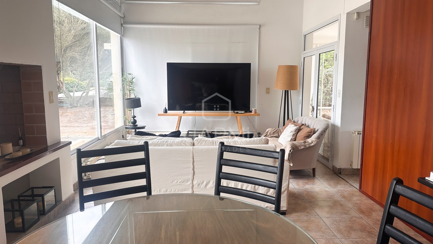 CASA MODERNA EN ALQUILER EN EL TIPAL