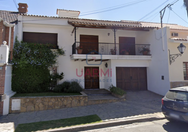 CASA EN ALQUILER ZONA MONUMENTO A GUEMES