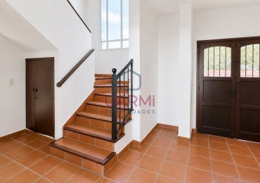CASA EN ALQUILER EN SAN LORENZO